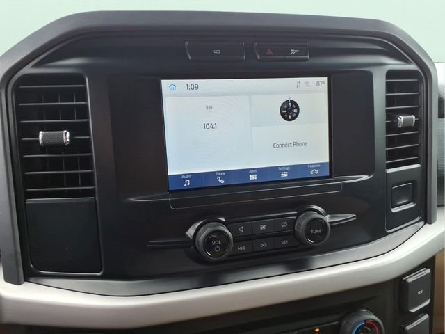 Used 2023 Black Ford XLT image 27