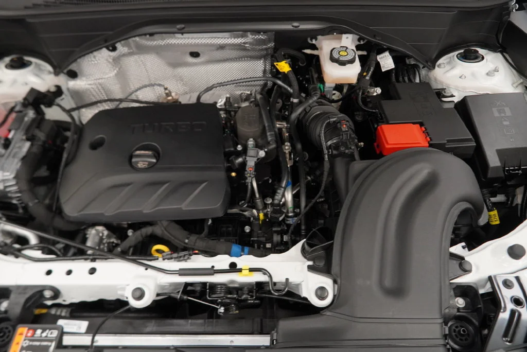 New 2026 Summit White Chevrolet LT image 40