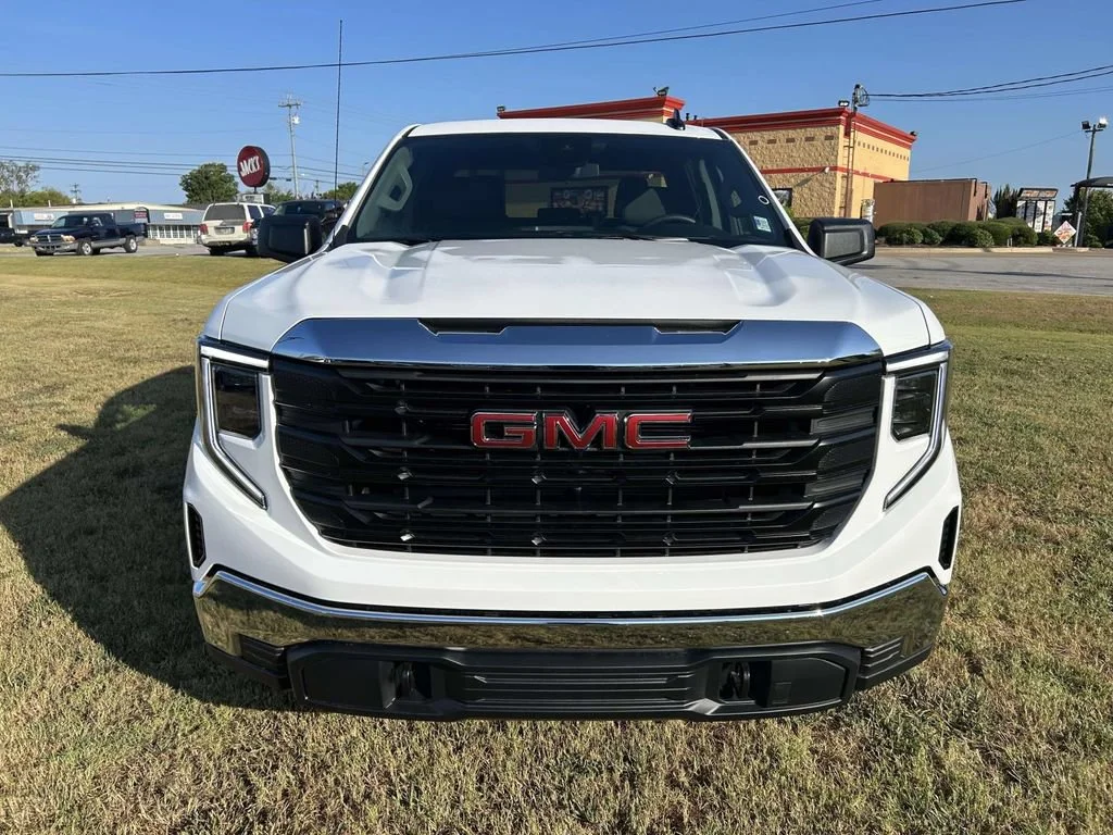 New 2026 Summit White GMC Pro image 9