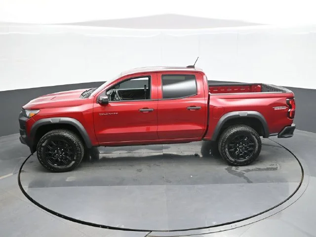 Used 2025 Red Chevrolet Trail Boss image 12