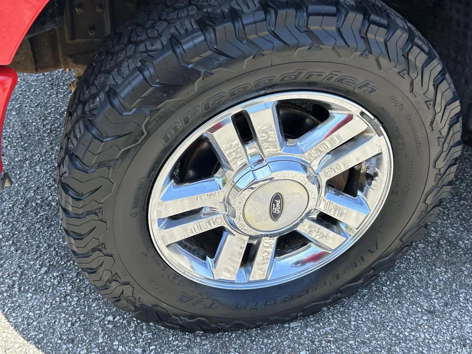 Used 2005 Red Ford Supercab 133 STX image 5