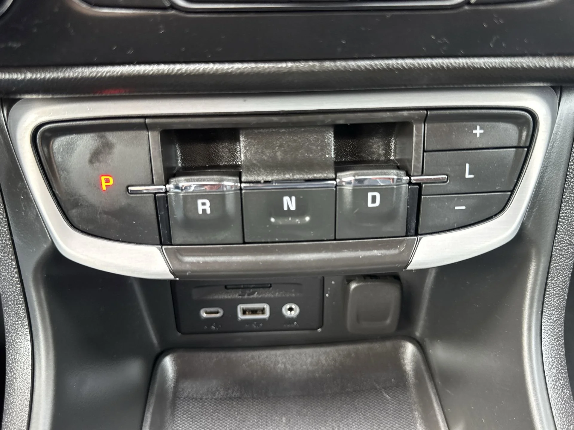2023 GMC Terrain SLE - Photo 20