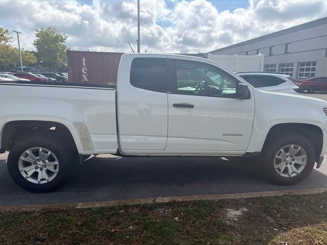 Used 2015 Summit White Chevrolet Work Truck image 14