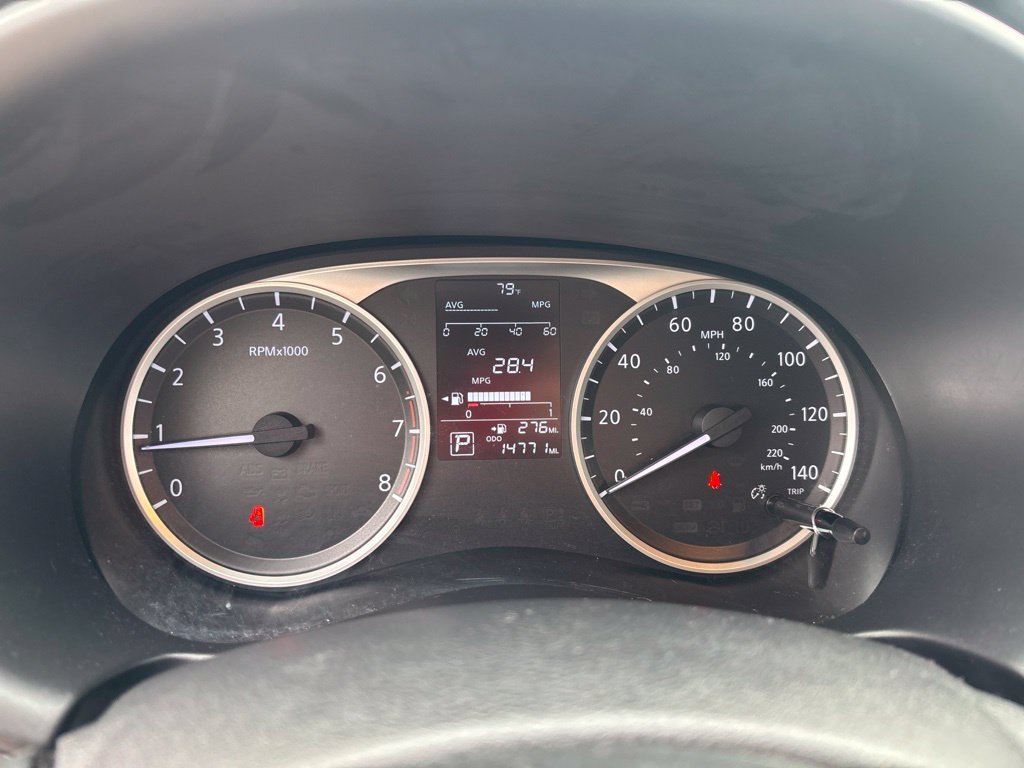 Used 2021 Gray Nissan S image 22