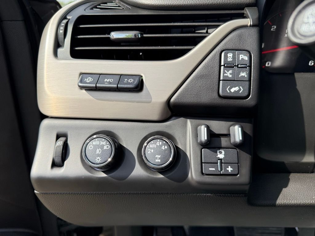 Used 2016 Black GMC Denali image 14