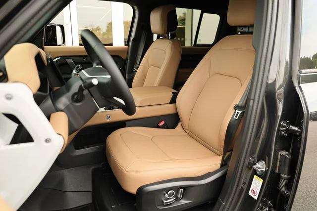 New 2026 Gray Land Rover X-Dynamic SE image 23