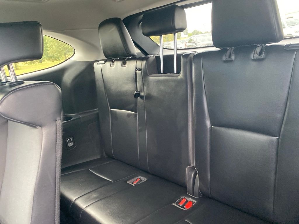 Used 2022 Black Toyota XLE image 32