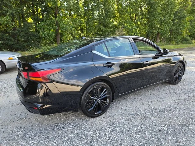 Used 2023 Black Nissan 2.5 SR image 8