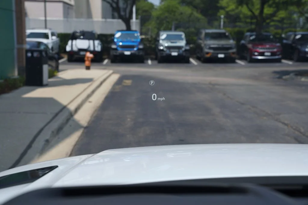 New 2026 Fuji White Land Rover Dynamic SE image 17