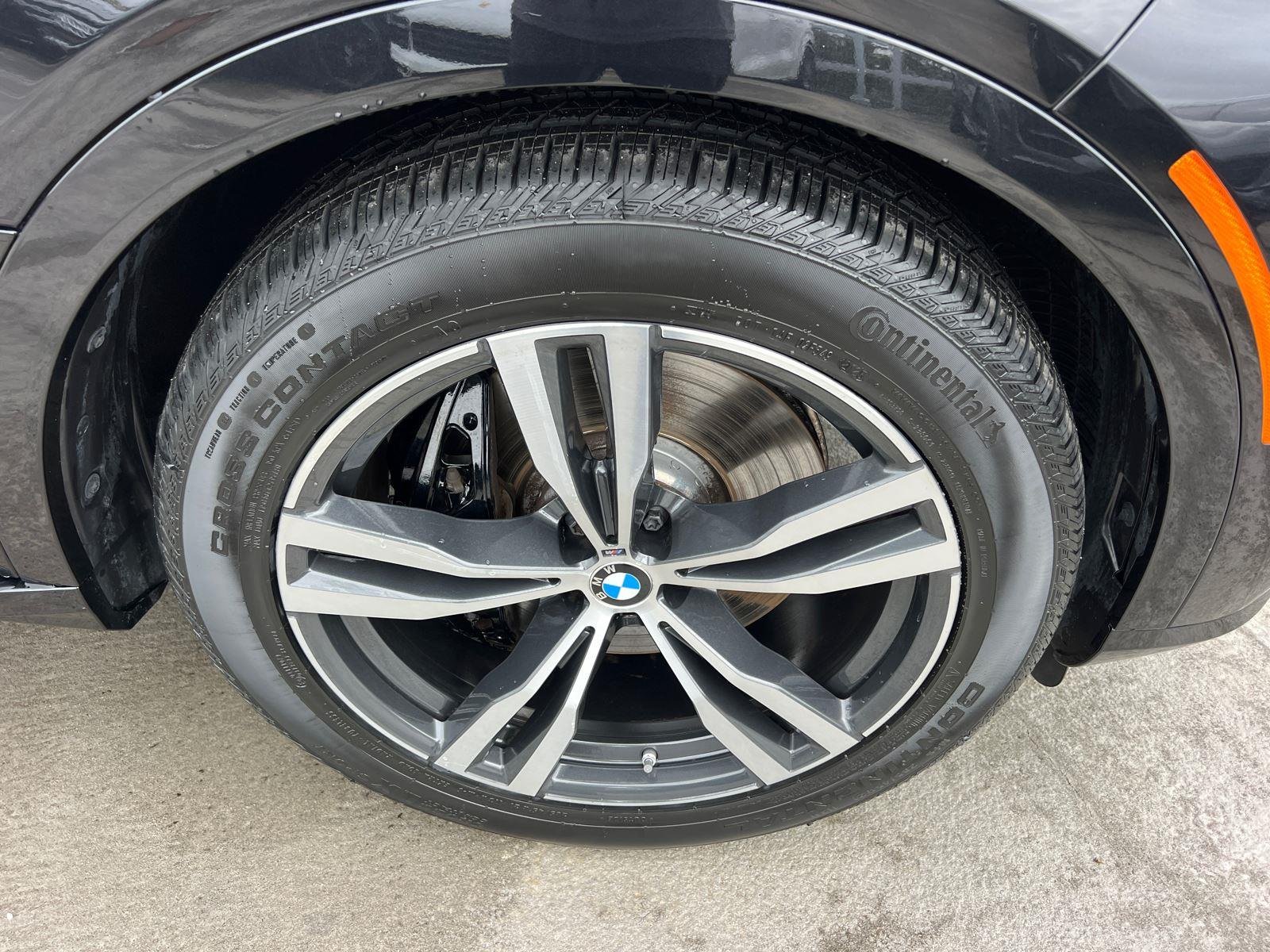Used 2026 BLACK BMW xDrive40i image 12