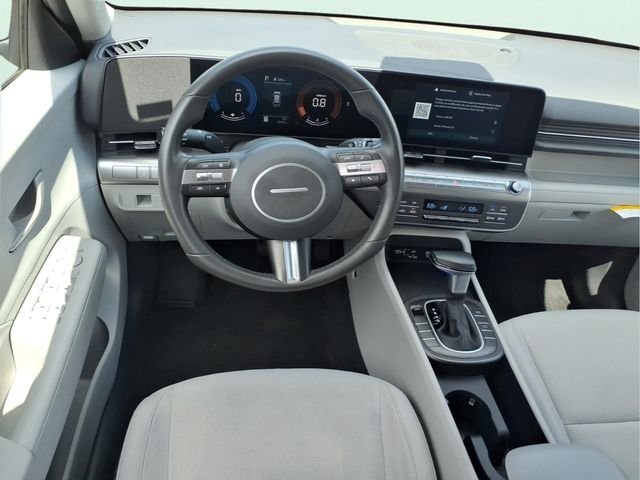 Used 2025 Red Hyundai SEL image 18