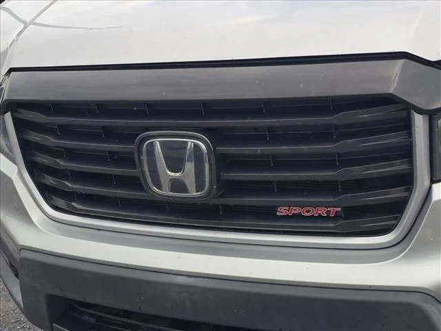 Used 2021  Honda Sport image 29