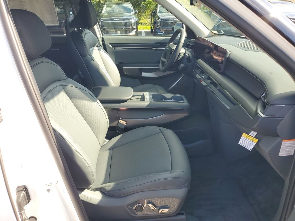 2026 Kia EV9 Light L/R - Photo 11