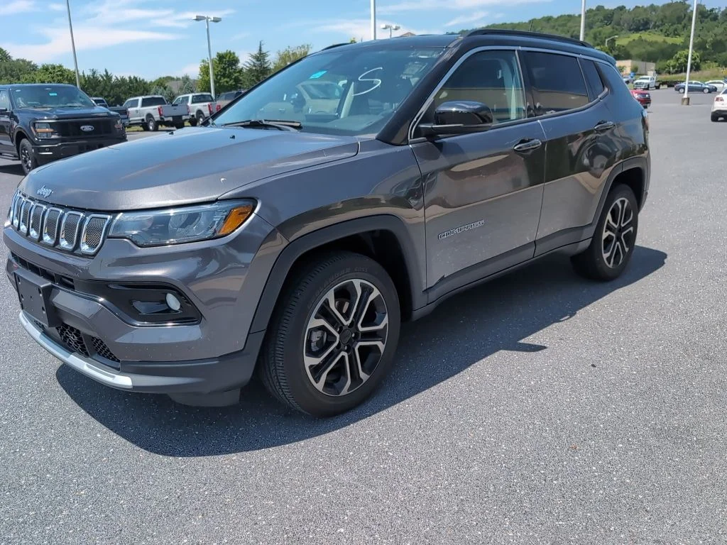 Certified Used 2022 Gray Jeep Limited image 2