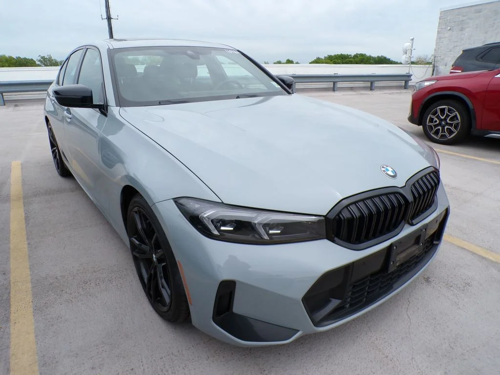 2023 BMW 3 Series 330i xDrive Sedan's photo