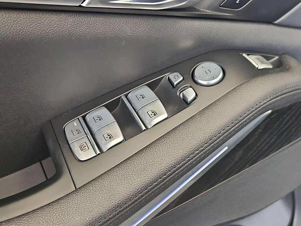 Used 2022 Dark Graphite Metallic BMW xDrive40i image 11
