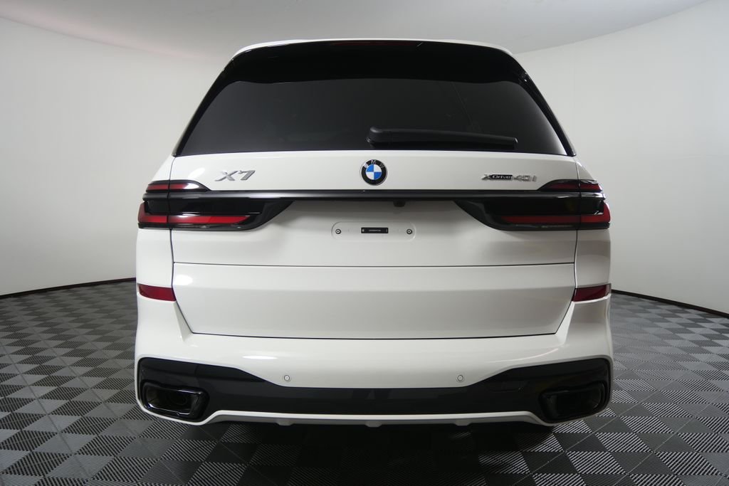New 2027 Alpine White BMW xDrive40i image 5