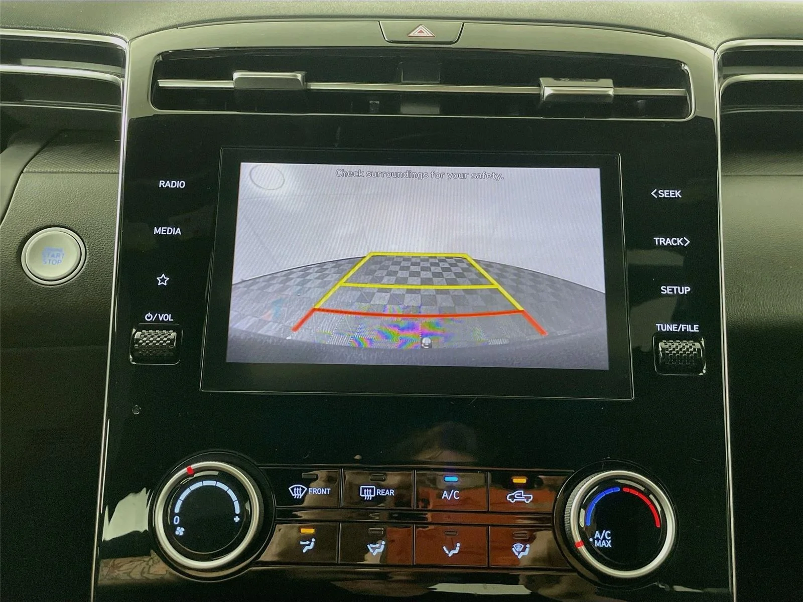 Used 2023 California Sand Hyundai SEL image 17