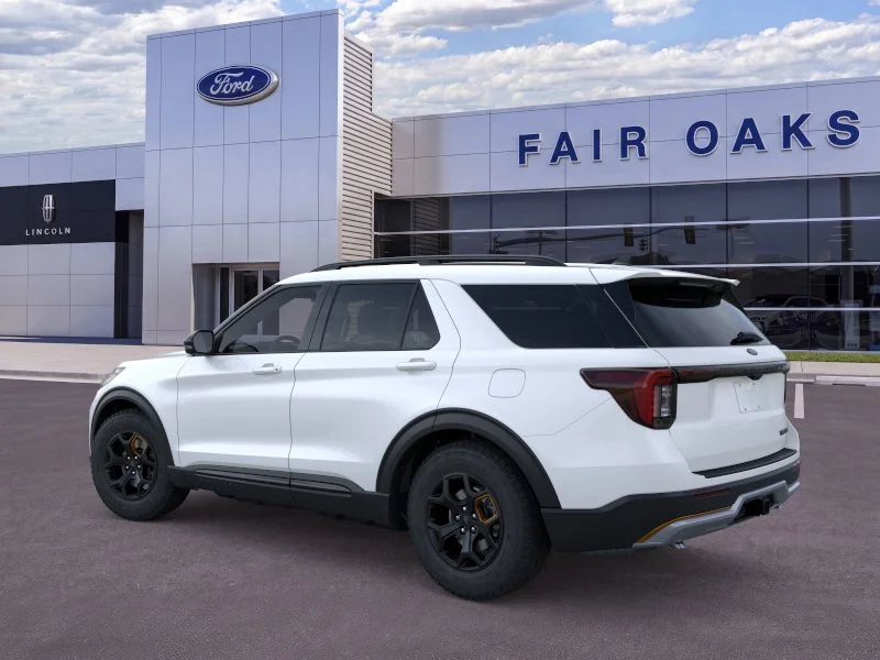 New 2026 Star White Metallic Tri-Coat Ford Tremor image 35
