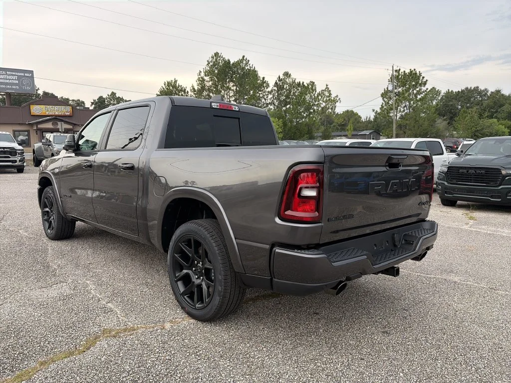 New 2026 Granite Crystal Metallic Clear-Coat Exterior Paint RAM Laramie image 4