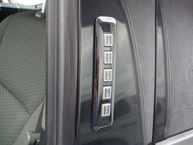 Used 2015  Ford XLT image 3