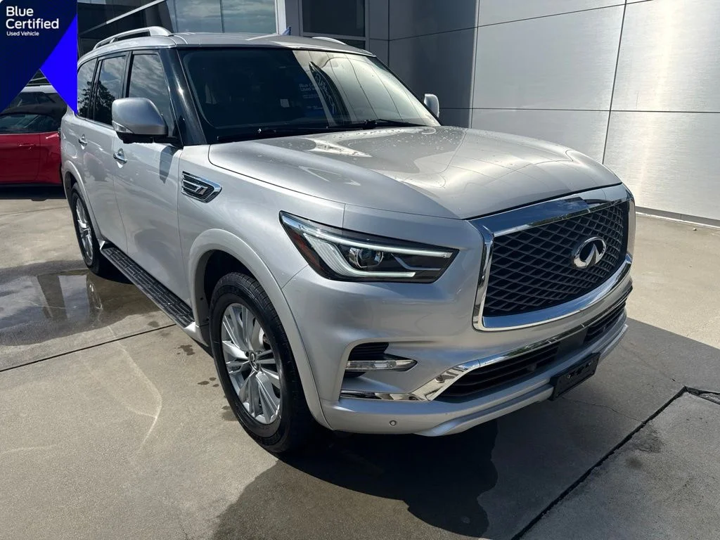 Certified Used 2018 Liquid Platinum INFINITI Base image 1