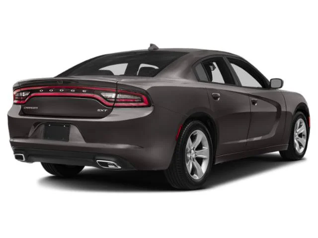 Used 2018 Silver Dodge SXT image 5