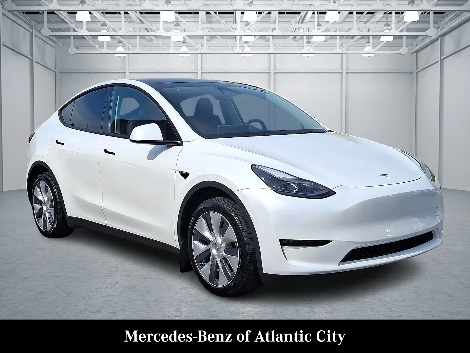 2023 Tesla Model Y Long Range Dual Motor All-Wheel Drive's photo