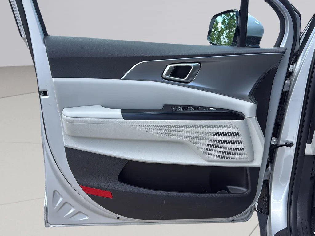 Certified Used 2023 Silky Silver Kia LX Seat Package image 20