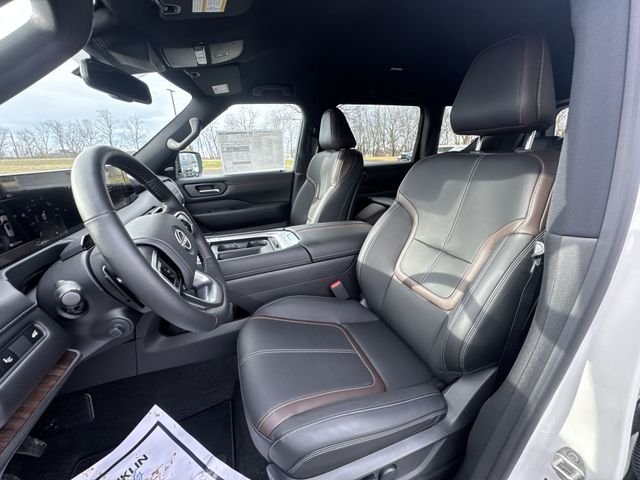 2026 Nissan Armada SL - Photo 11