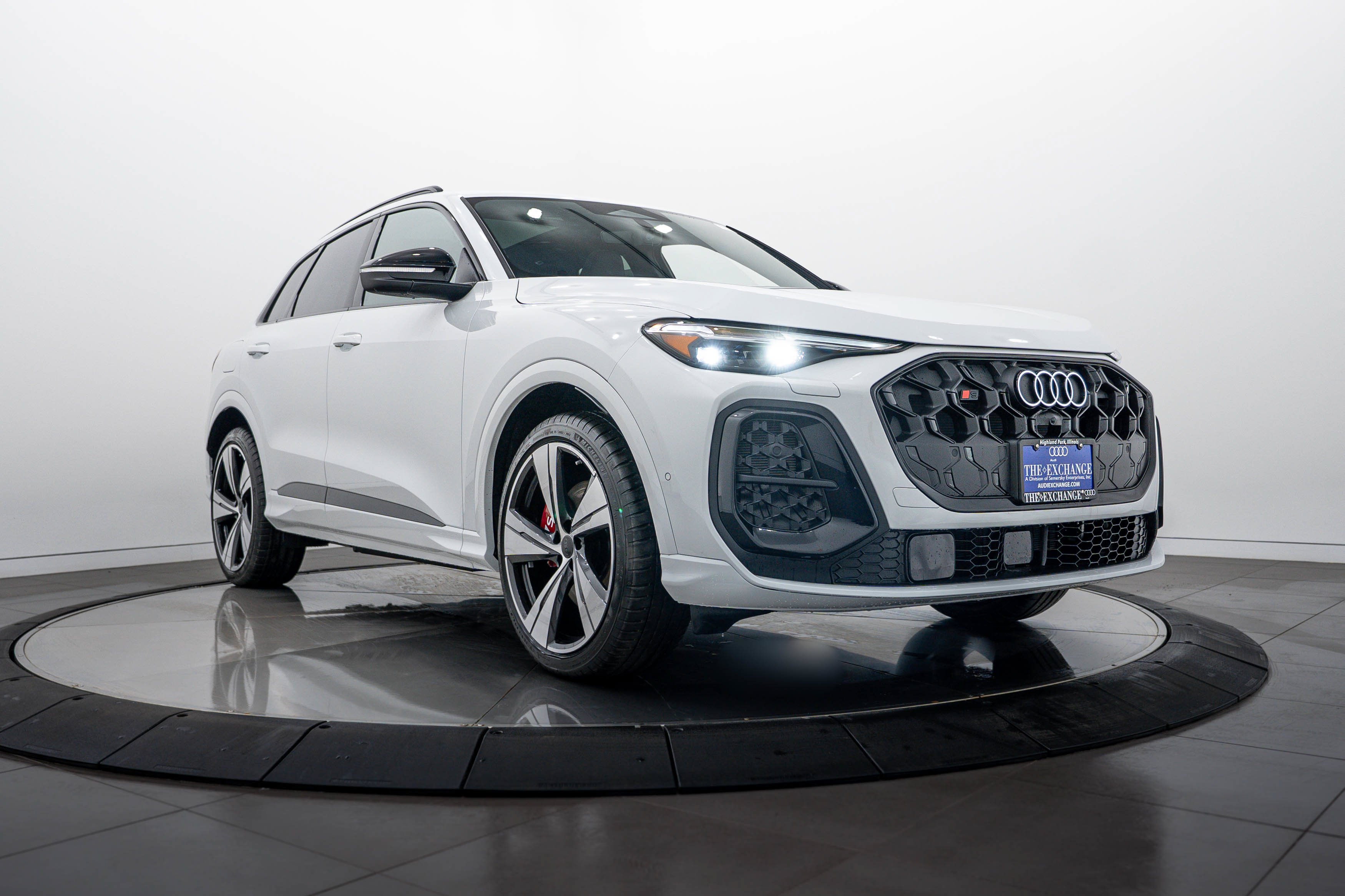 2026 Audi SQ5 Premium Plus