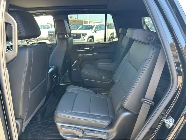 2026 GMC Yukon Denali - Photo 27