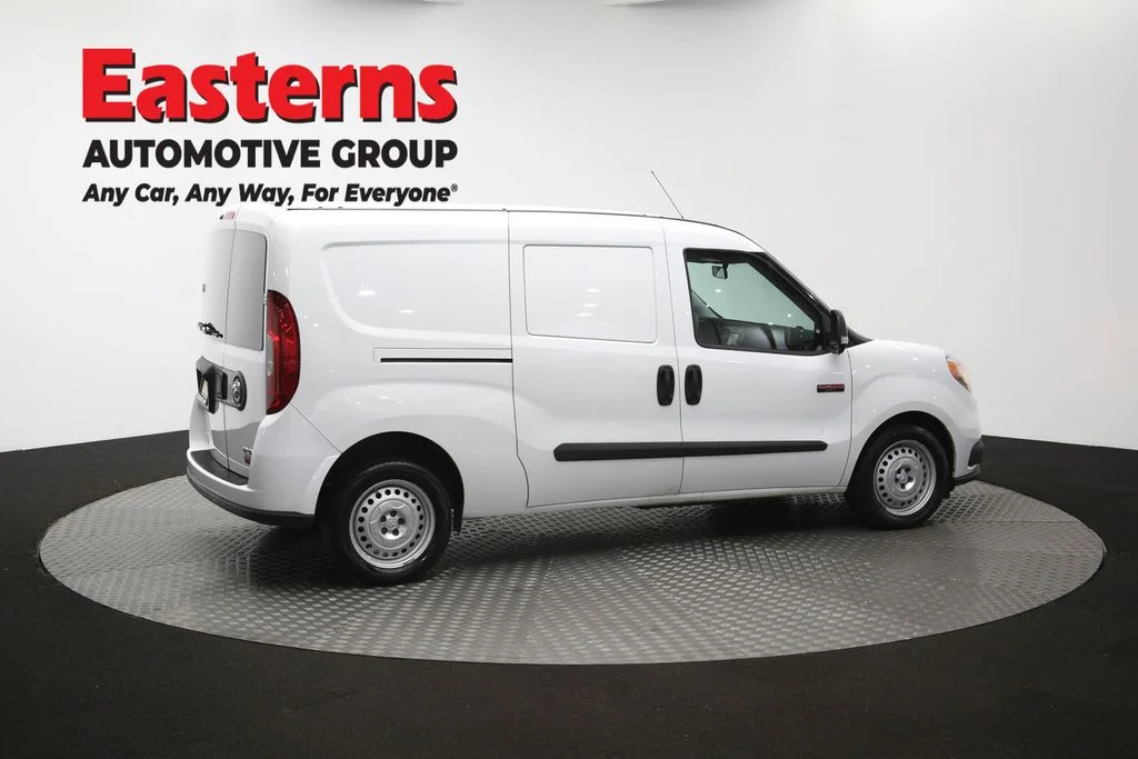 Used 2022 White Ram Base image 44