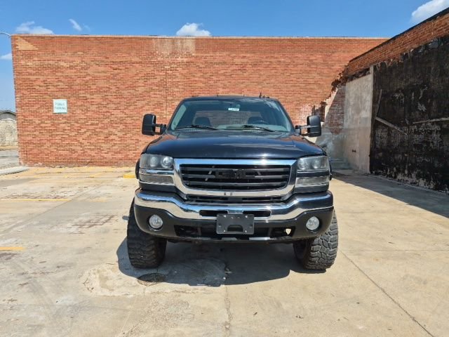 Used 2007 Black GMC SLT image 2