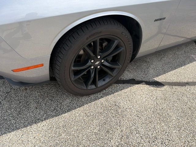 Used 2018 Billet Clearcoat Dodge R/T image 3
