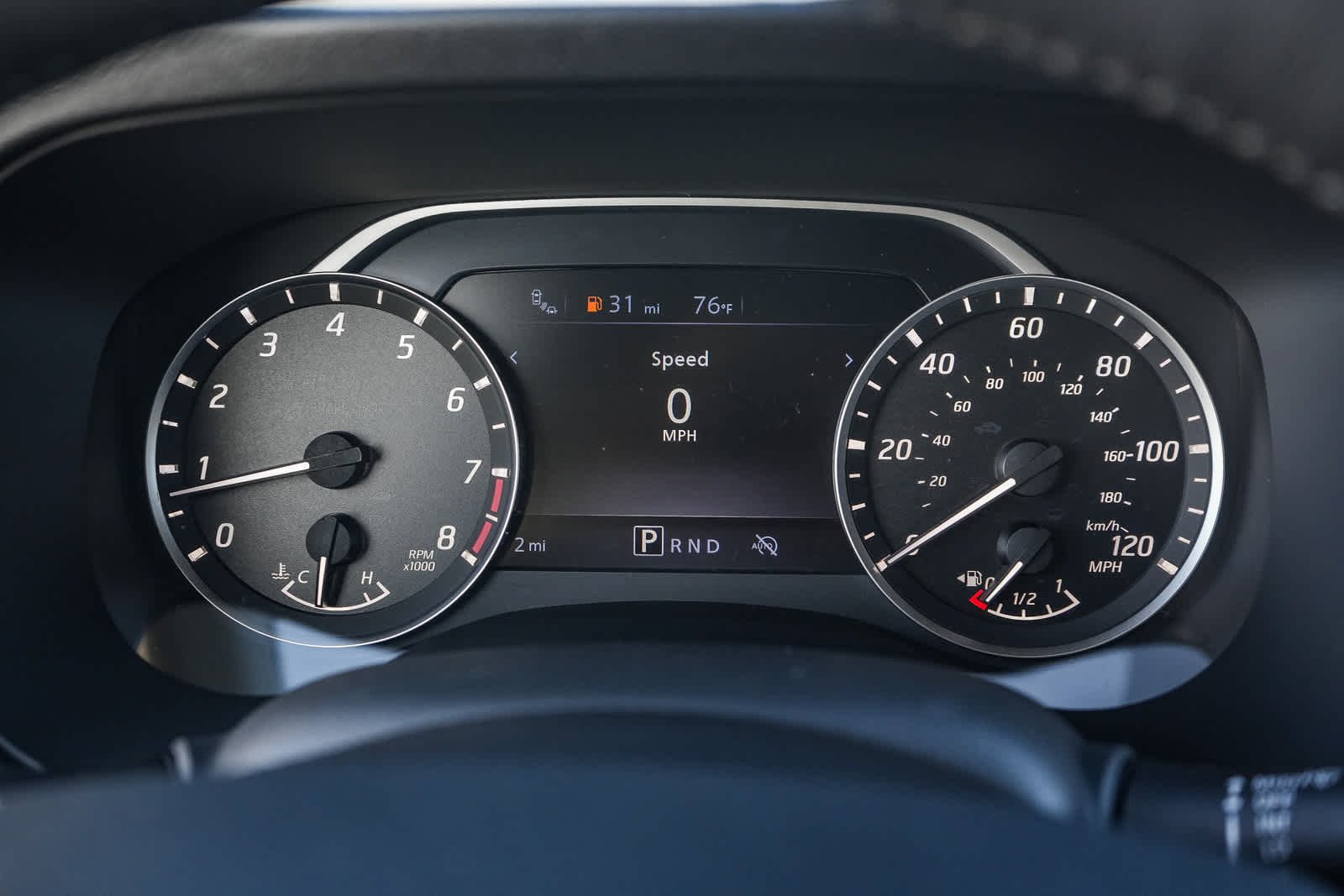 Nueva Nissan Crew Cab SV Super Black 2027, imagen 25