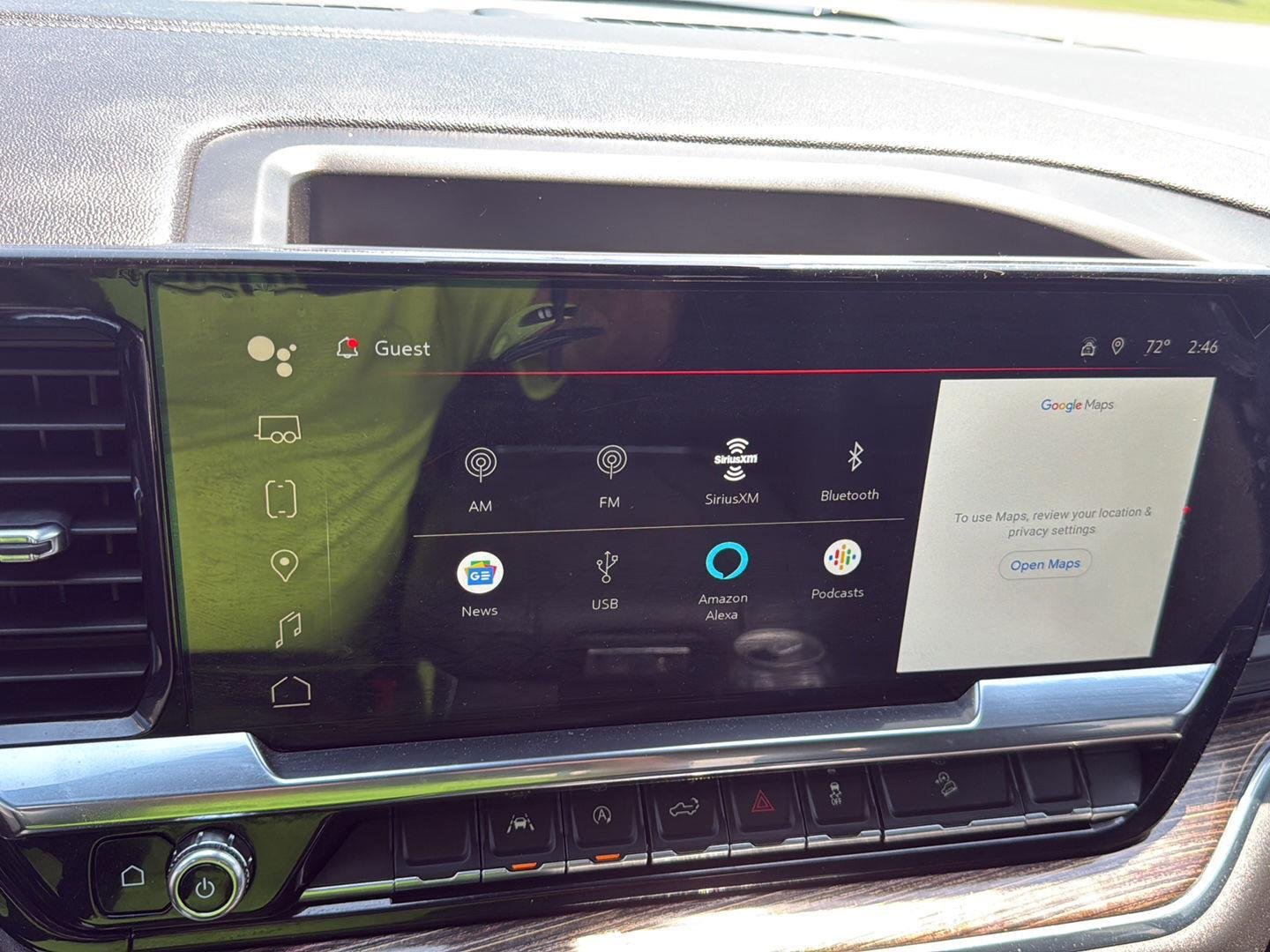 Used 2024 Onyx Black GMC Elevation image 11