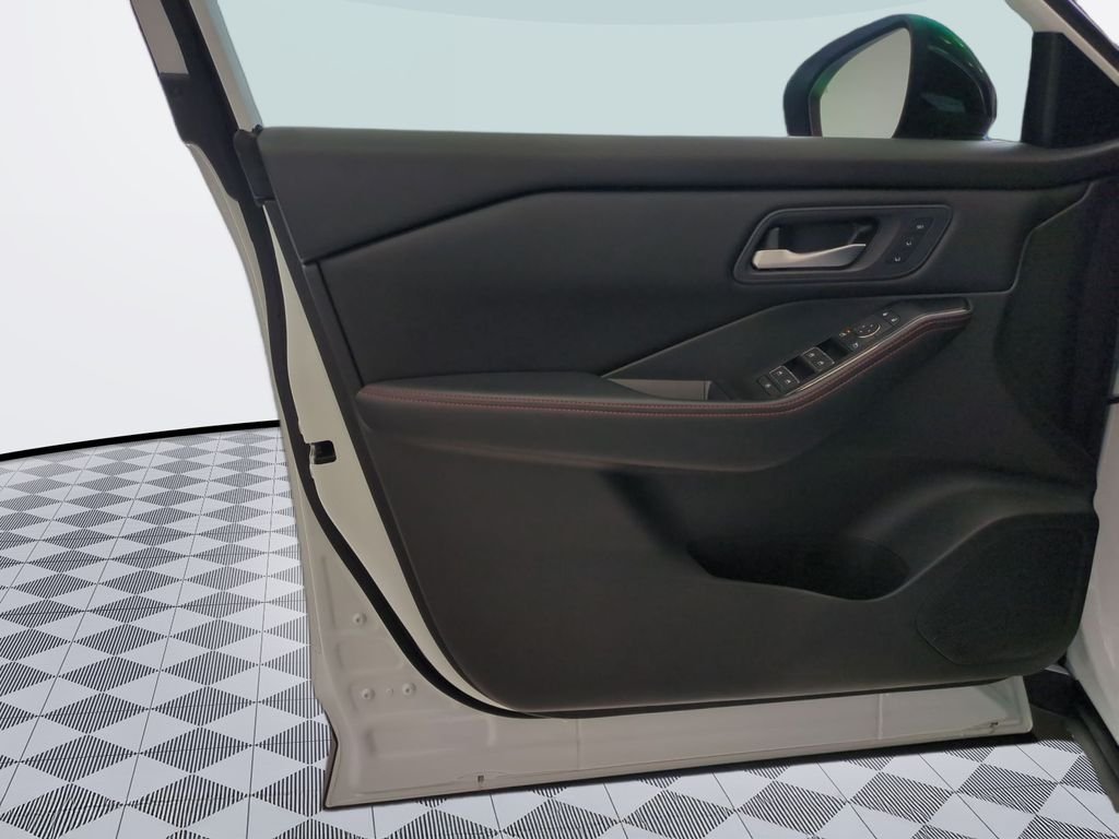 Used 2026 White Nissan Rock Creek image 10