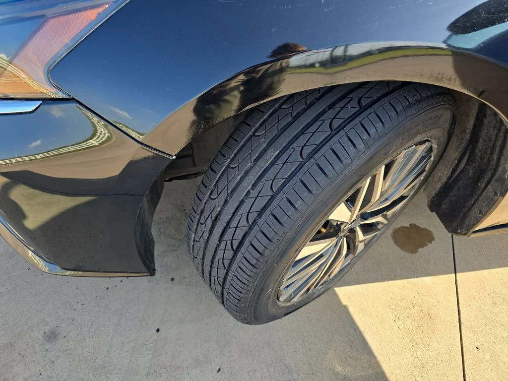 Used 2024  Nissan 2.5 SV image 30