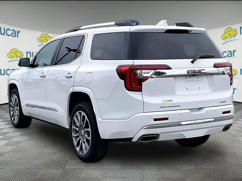 Used 2023 Summit White GMC Denali image 4