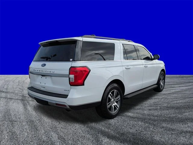 Certified Used 2024 Oxford White Ford XLT image 4