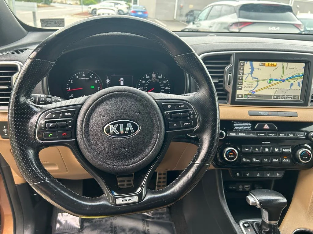 Used 2018 Brown Kia SX image 24