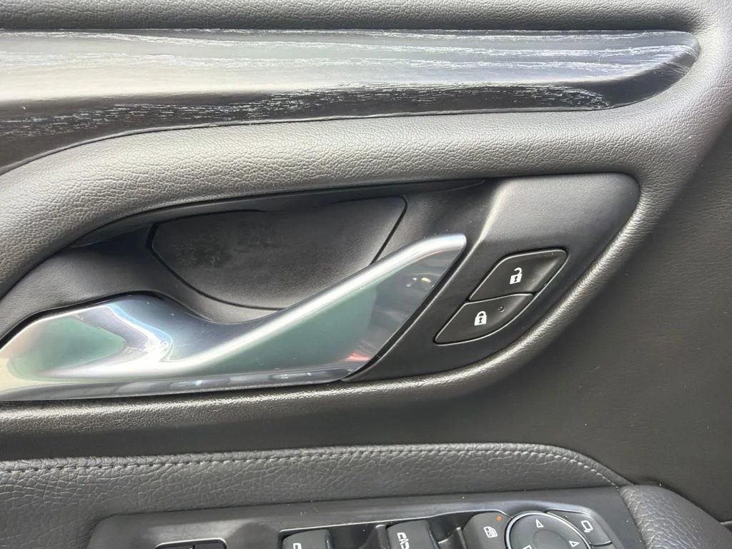 Used 2021 Red GMC Denali image 15