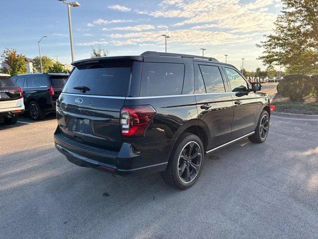 Used 2023 Agate Black Metallic Ford Limited image 7