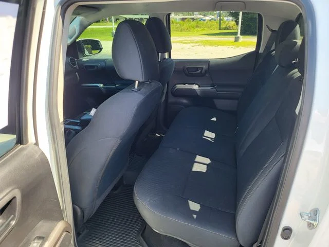 Used 2021 White Toyota SR5 image 12