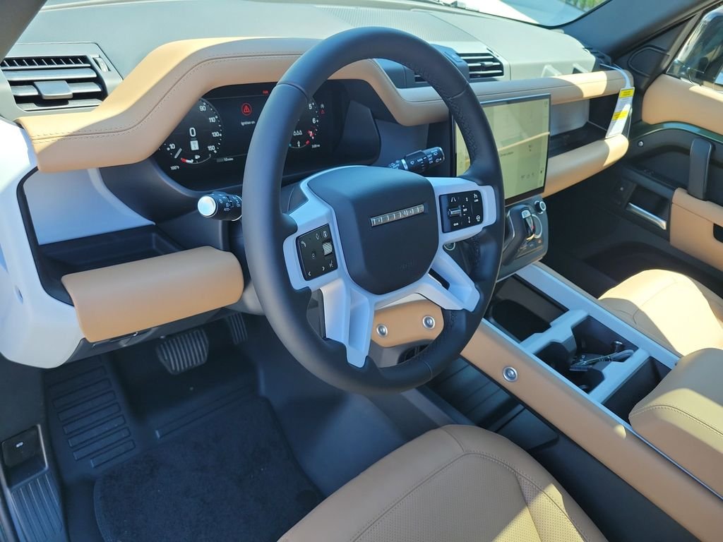New 2026 Woolstone Green Land Rover X-Dynamic SE image 24