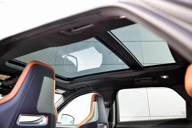 2026 Jaguar F-Pace R-Dynamic S - Photo 16