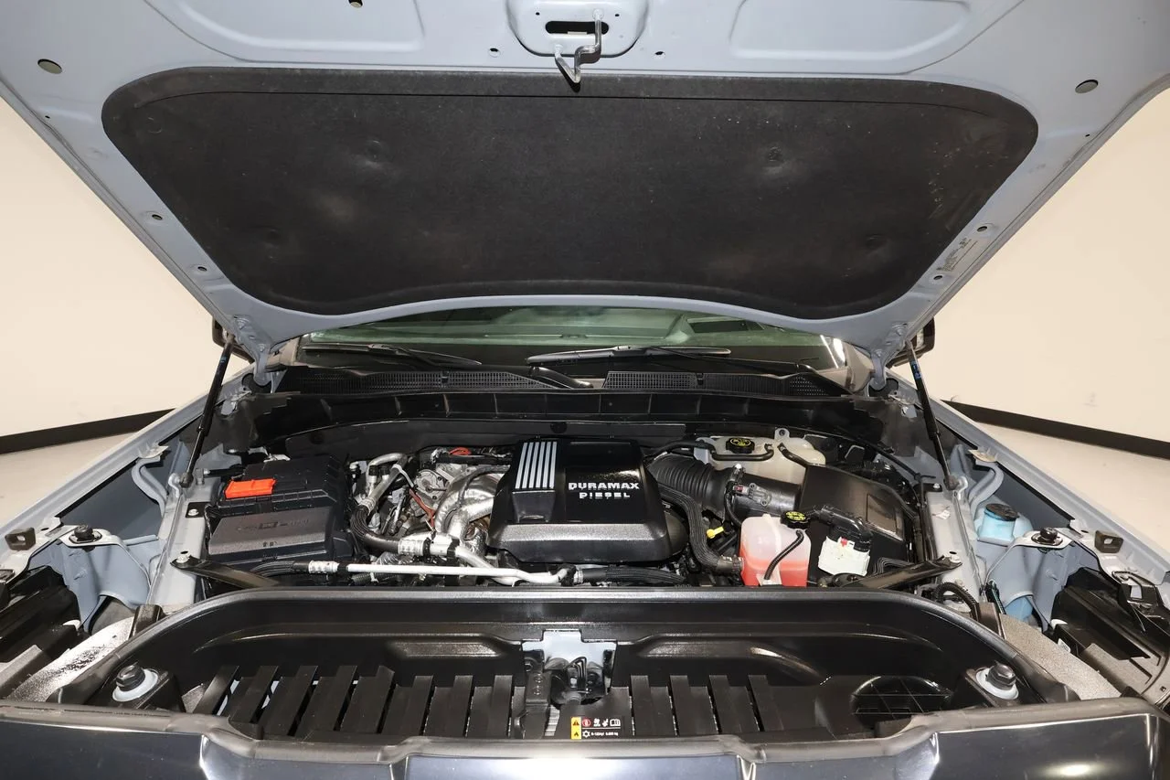 Used 2024 Thunderstorm Gray GMC AT4 image 34