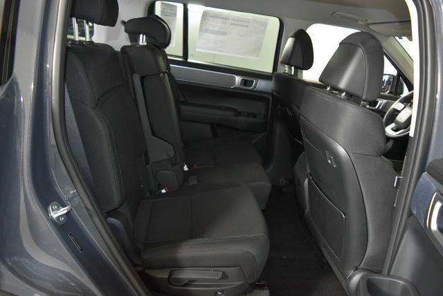 New 2027 Gray Hyundai SE AWD image 78