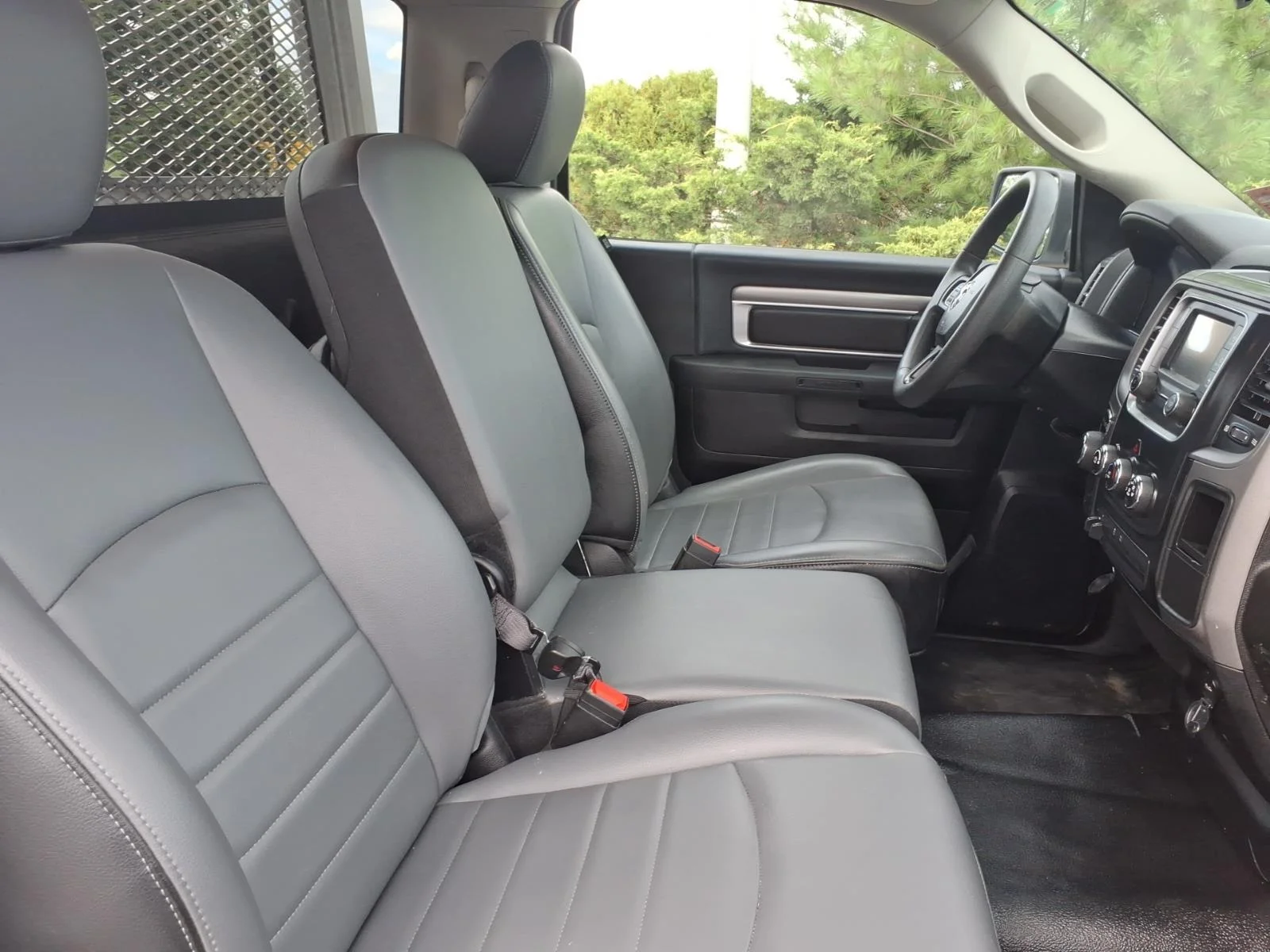 Used 2022 Bright White Clearcoat Ram Tradesman image 15